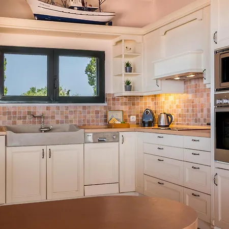 Alekos Houses-eternity Вилла *